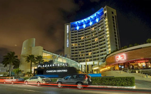 Cancun Luxury Transportation to Cancun Downtown